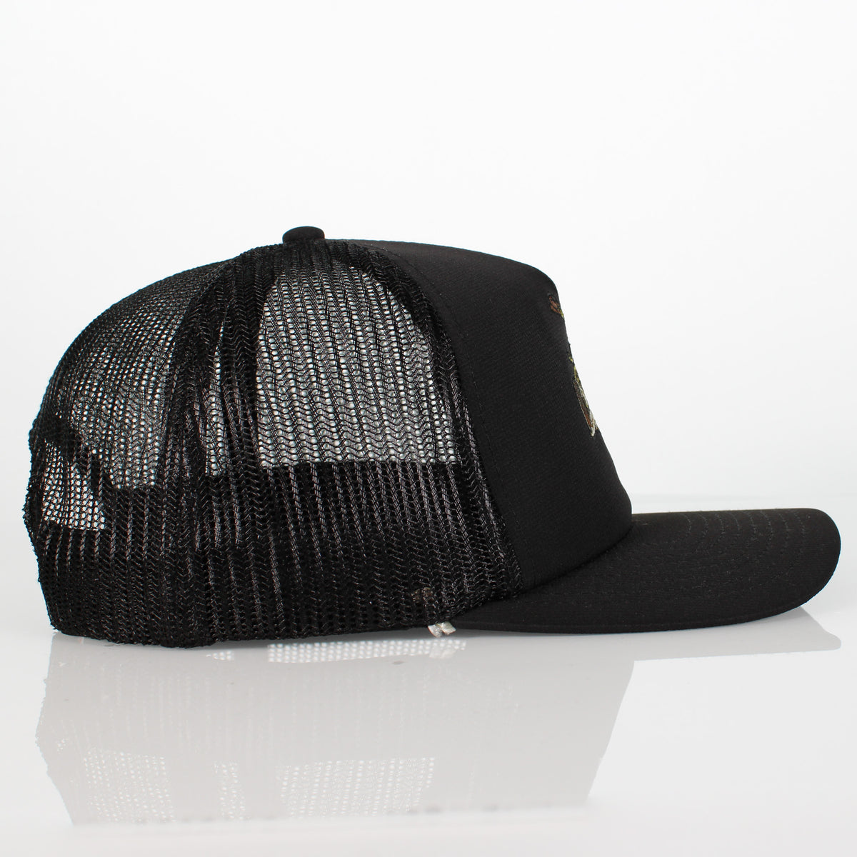 BASSAKWARDS - BASE CAMP STRUCTURED CAP